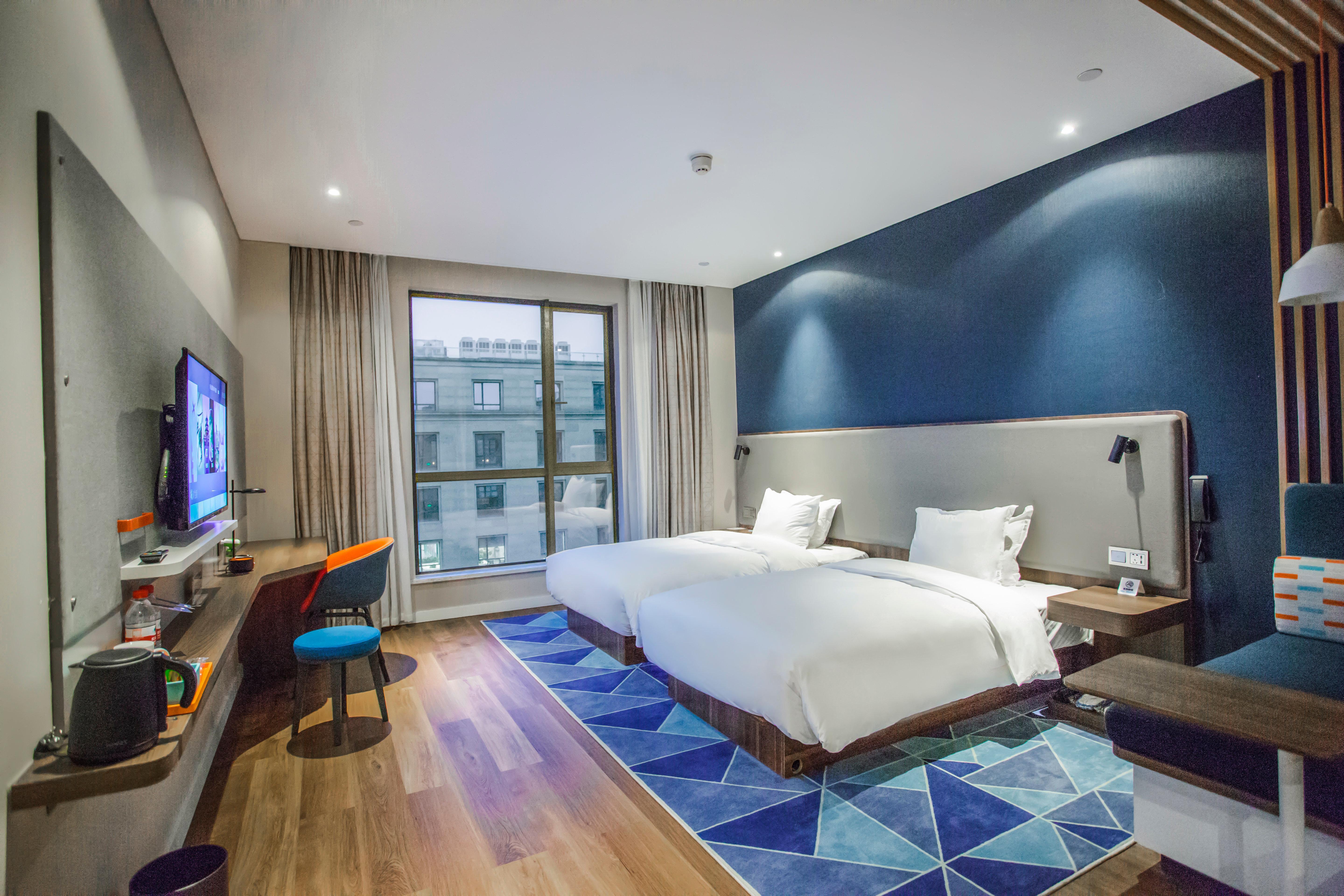 Holiday Inn Express Shanghai Pudong Chuansha, An Ihg Hotel Экстерьер фото
